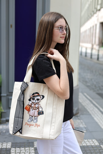 Plátěná taška Miss P. Style – elegantní taška s motivem medvědí dámy z Prahy