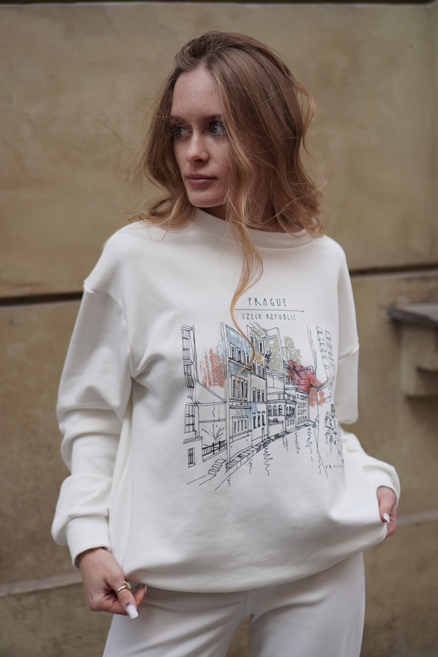 Unisex mikina Prague Sketch – umělecká pocta Praze