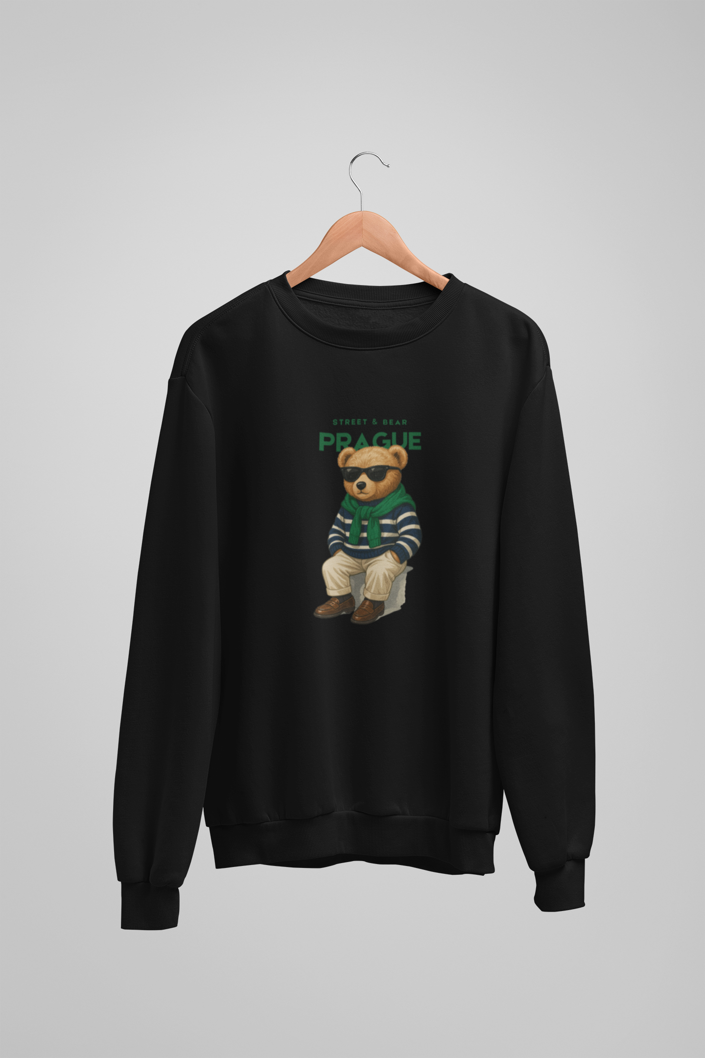 Sweatshirt mit Teddybär-Motiv „Street Bear Prague“ – urbaner Stil