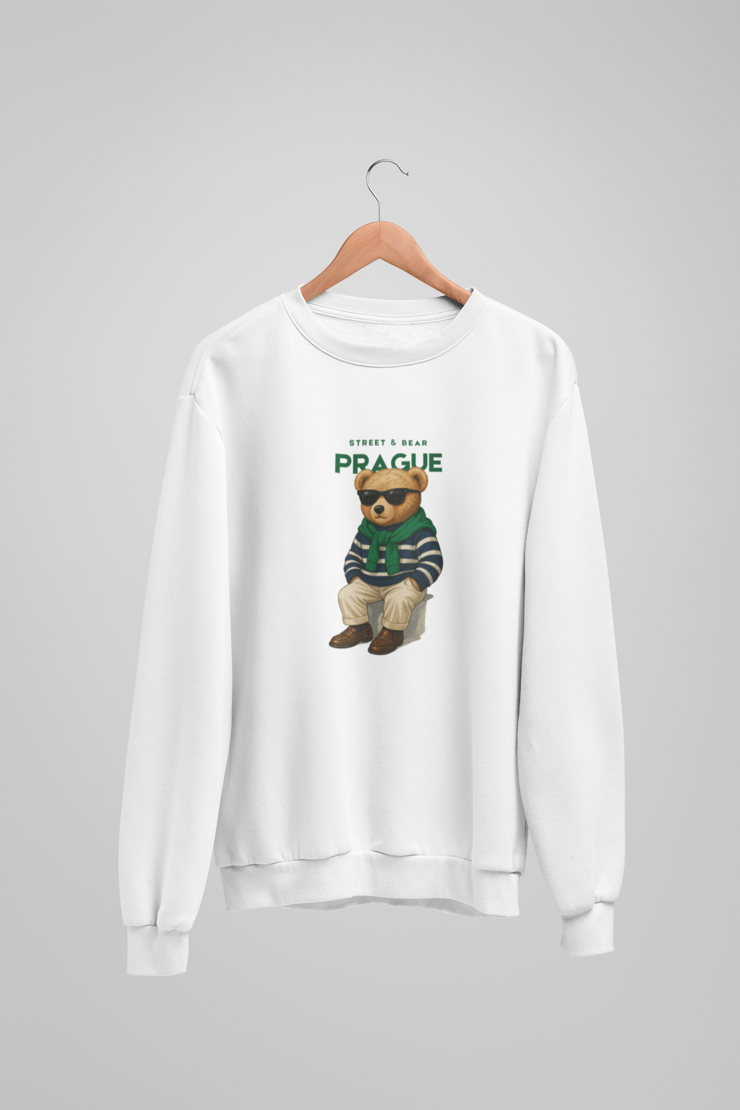 Sweatshirt mit Teddybär-Motiv „Street Bear Prague“ – urbaner Stil