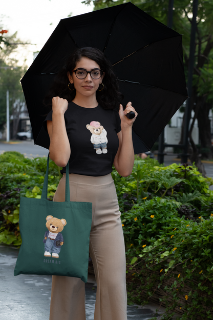 Жіноча футболка Urban Bear — міський стиль